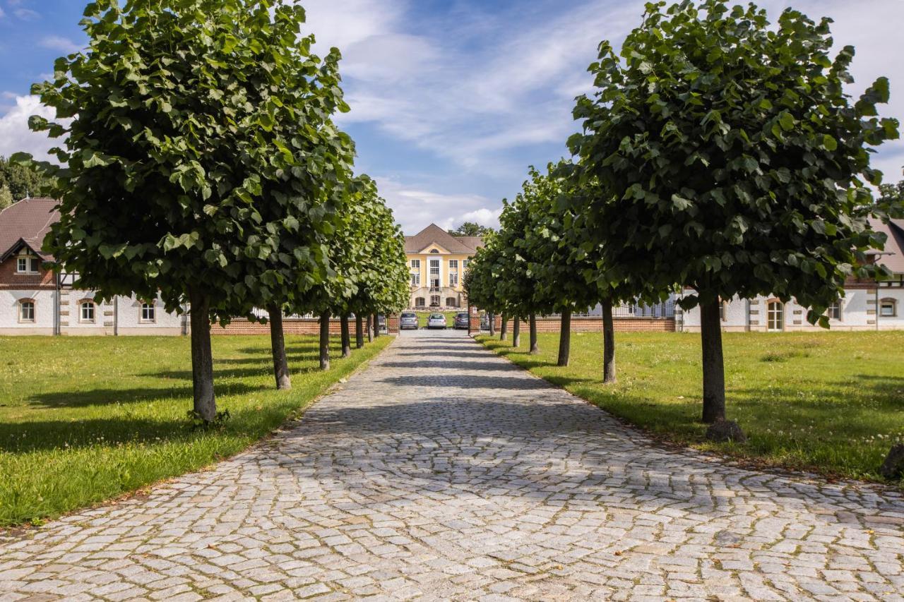 Bildungsgut Schmochtitz Hotel Bagian luar foto
