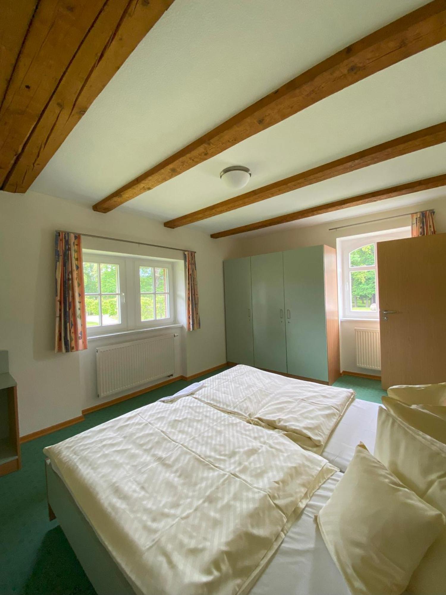 Bildungsgut Schmochtitz Hotel Bagian luar foto