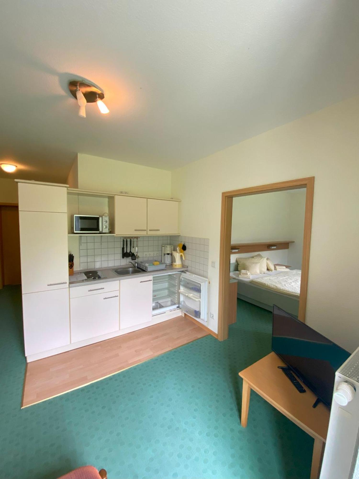 Bildungsgut Schmochtitz Hotel Bagian luar foto