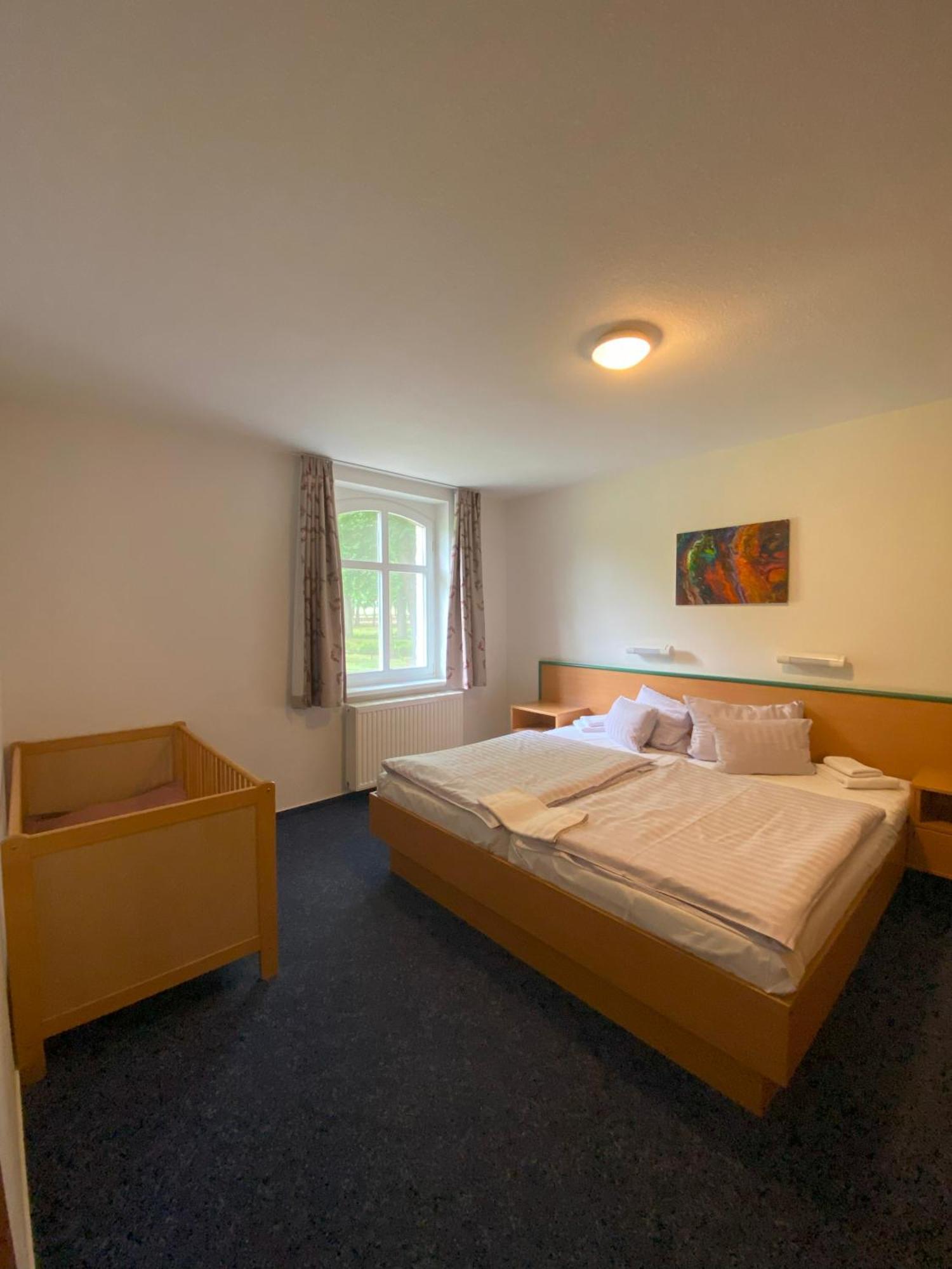 Bildungsgut Schmochtitz Hotel Bagian luar foto