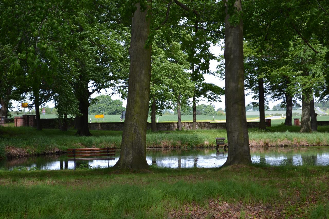 Bildungsgut Schmochtitz Hotel Bagian luar foto